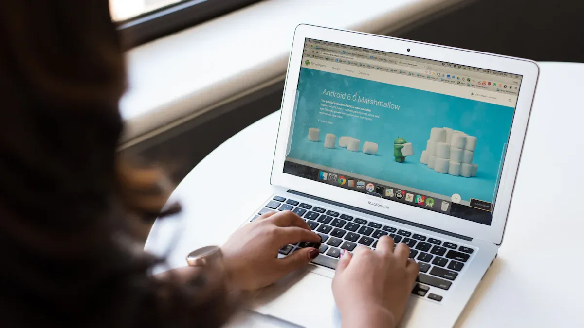 Building an Email List with Optimized Forms