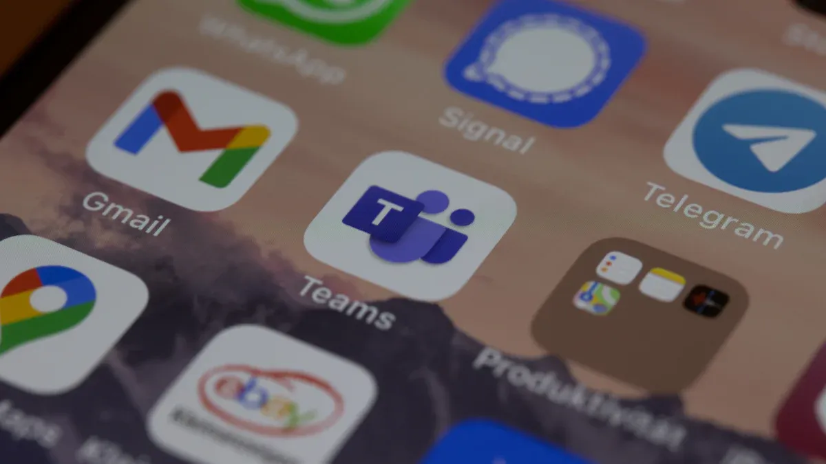 Configure iCloud SMTP in Email Clients