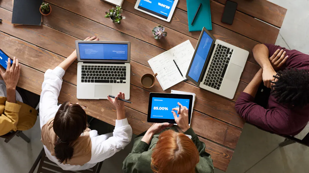 Choosing the Best B2B Leads Database